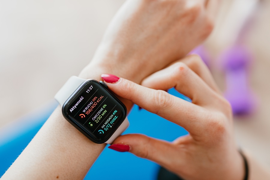 Weekly Jillian Michaels Workout Routines Close Up of a Person's Smart Watch During a Workout Routine