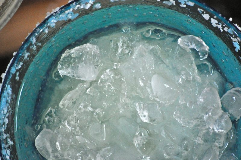 This nearly NorCal Margarita Recipe maintains the intent of a traditional NorCal margarita, is easy to make, and keeps calories low. Margarita Recipe | Cocktail Recipe | How to Make a Margarita | How to Make a Cocktail
