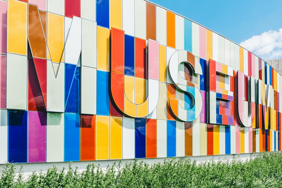 Things To Do in Los Angeles for Families a Colorful Building That Says Museum