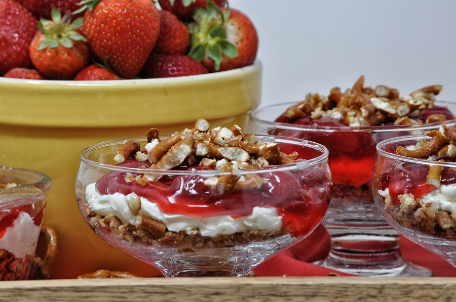 Strawberry Pretzel Dessert Recipe | Strawberry Pretzel Torte