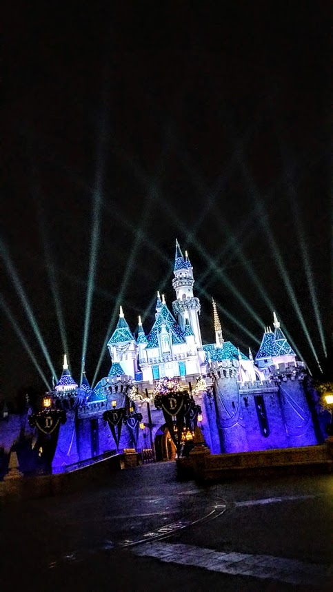 Holidays 2015 Disneyland Resort Travel Guide - The Best of Life® Magazine | Crockpot Recipes