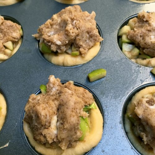 Mini Apple Crumble Cups are so easy to make and they're delicious! They'll be your go-to dessert option for parties, weeknight desserts, and family events. What is an Apple Crumble | How to Make an Apple Crumble | Healthy Apple Crumble Recipe | Basic Apple Crumble Recipe | How to Bake with Apples | How to Bake an Apple