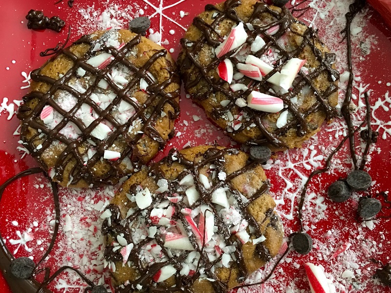 Make the holidays memorable with these gluten free and dairy free peppermint bark cookies with chocolate chips! Soft and moist, they will be a hit! Special Christmas Cookies | Fancy Christmas Cookies | Christmas Flavored Cookies | Dairy Free Christmas Cookies | Food Allergy Christmas Cookies