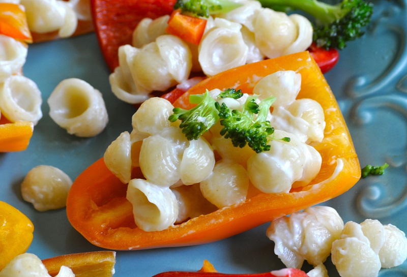 Our macaroni and cheese snacks with bell peppers make for a crisp and healthy snack everyone will enjoy any time of the day! Healthy Snack Recipes for Adults | Healthy Snack Recipes for Weight Loss | Healthy Snack Recipes for kids | Healthy Snack Ideas for Work | Heart Healthy Snack Recipes 