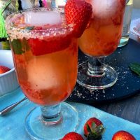 This clean tasting light strawberry margarita recipe will let you enjoy your favorite cocktail recipe without all the added calories! How to Make a Margarita | What’s in a Strawberry Margarita | How to Use Fresh Fruit in a Margarita