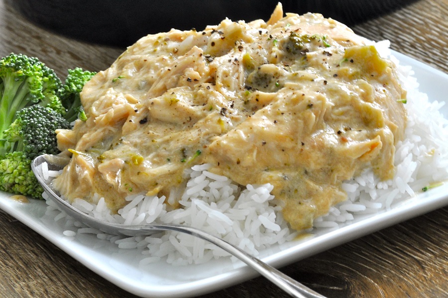 Shredded Chicken and Crackers Crockpot Recipe - Best of Life Magazine