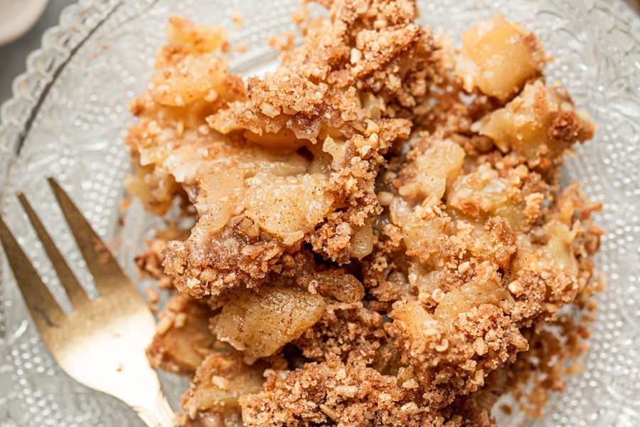 Close Up of Apple Crisp with Instant Oatmeal