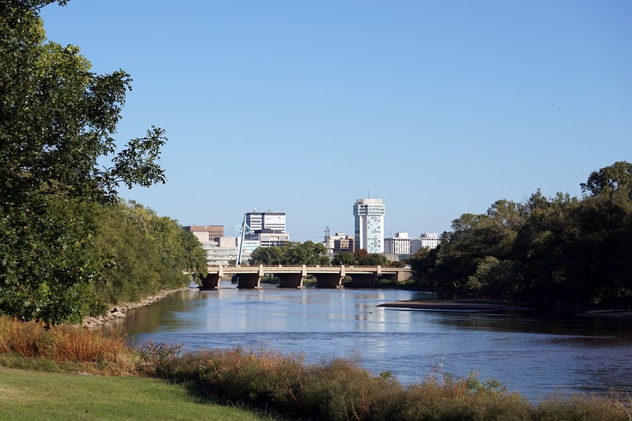 Cool Places to Visit in the Midwest a View of Wichita from a River
