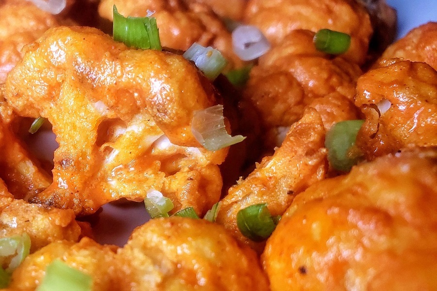 2B Mindset Snack Recipes Close Up of Buffalo Cauliflower Bites