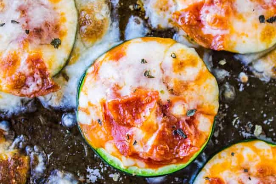 Zucchini Pizza Bites on a Baking Sheet 2B Mindset Snack Recipes