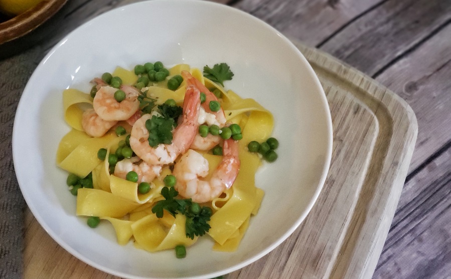 For some, even thinking about making shrimp scampi is scary, but when you use a crockpot shrimp scampi recipe, you can put those fears aside and enjoy this easy tasty recipe. How to Make Shrimp Scampi | What is Shrimp Scampi | Is Shrimp Scampi Healthy | Make Shrimp Scampi in a Crockpot | Crockpot Shrimp Recipe