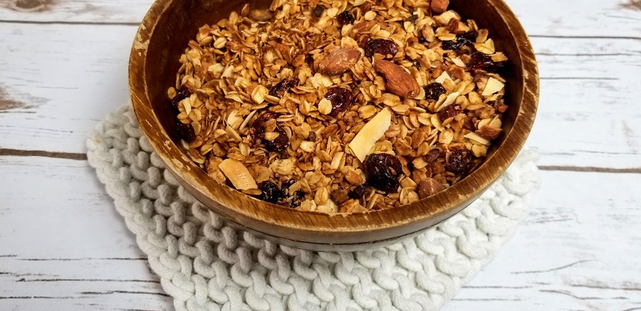 Healthy Crockpot Granola Recipe | Gluten Free and Vegan Trail Mix