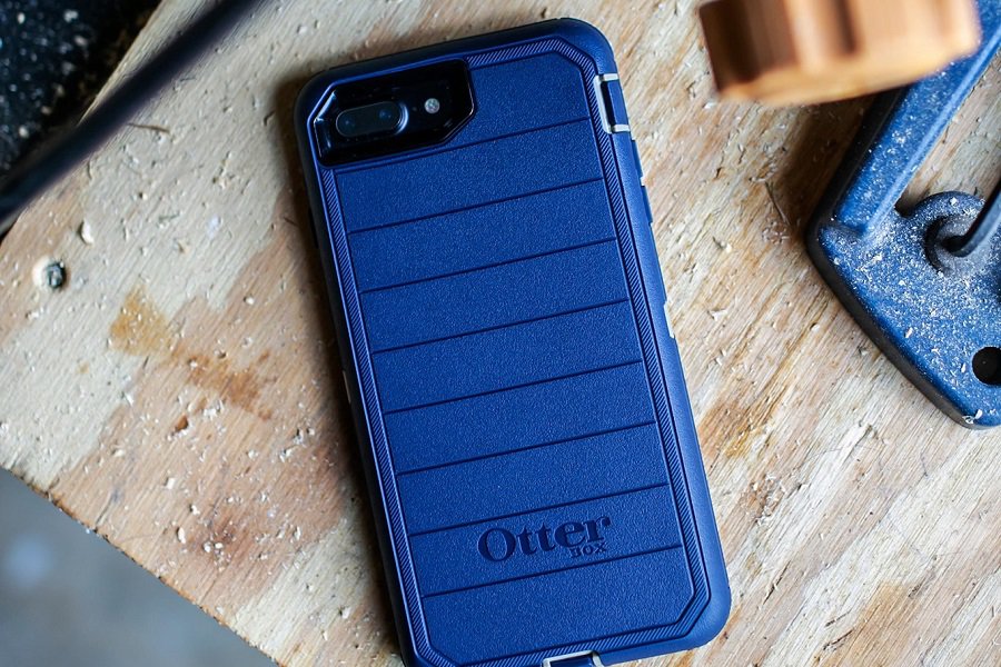 Otterbox Defender Pro Vs Defender Close Up of a Phone in a Defender Case