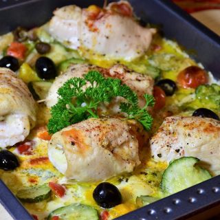 When you meal prep for lunch, you make plans to eat healthy even when you’re away from home, no matter how far away you are. Chicken Recipes for Lunch | Meal Prep Lunch Recipes | Meal Prep Recipes | Chicken Meal Prep Recipes | Weight Loss Recipes | Healthy Recipes | Healthy Chicken Recipes