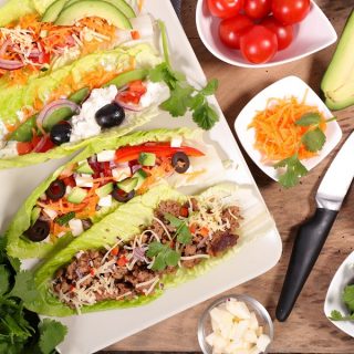 These low carb healthy breakfast wraps are perfect for morning or really anytime you need a quick and easy healthy meal. Healthy Recipes | Healthy Breakfast Recipes | Healthy Wraps | How to Make Wraps | Are Wraps Healthy | Low Carb Recipes | Keto Recipes
