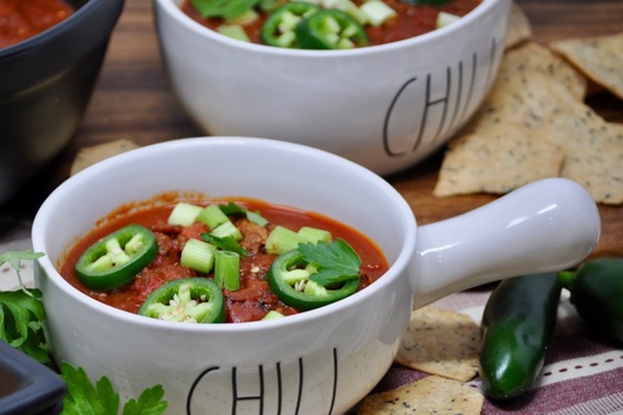 2B Mindset Instant Pot Chili Recipe Two Small Bowls That Say Chili on Them Filled with Chili and Topped with Jalapeno Slices