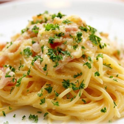 White Wine Pasta Sauce Recipes Close Up of Pasta on a Plate Sprinkled with Parsley