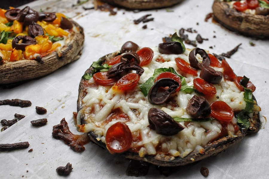 Low Carb Portobello Mushroom Pizza Recipe | Healthy Baked Portobello Pizzas