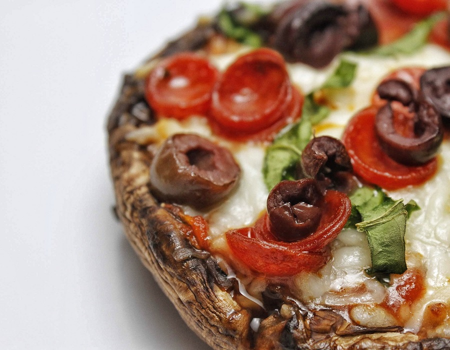 2B Mindset Portobello Pizza Recipe Pizza with Mozzarella