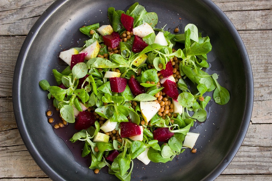 Red Wine Vinegar Salad Dressing Recipes Overhead View of a Plate of Salad with Beets and Mozzarella