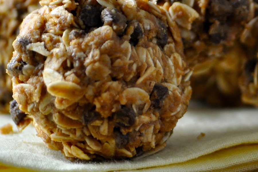 Close Up of Peanut Butter Oatmeal Balls