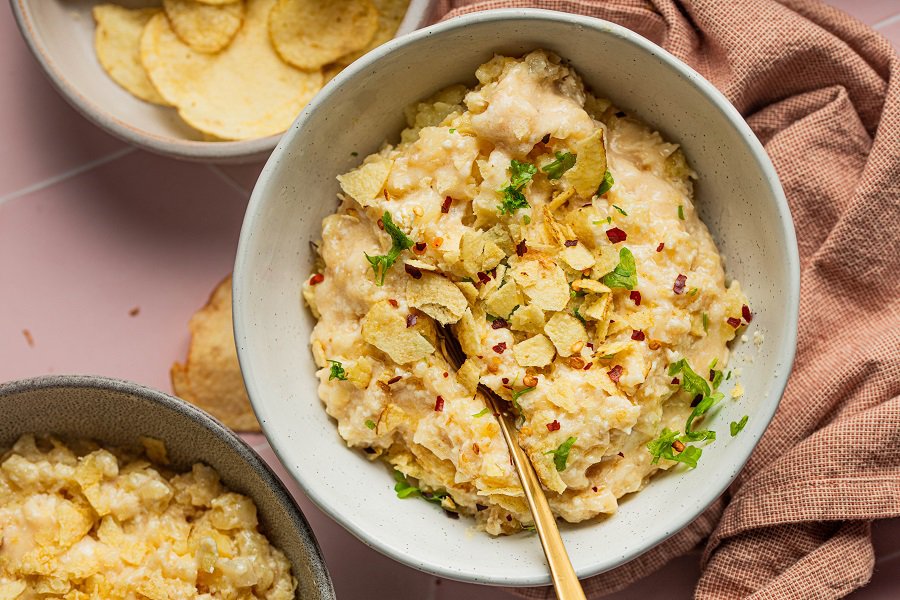 Crockpot Cheesy Hashbrowns | Cheesy Potatoes Side Dish