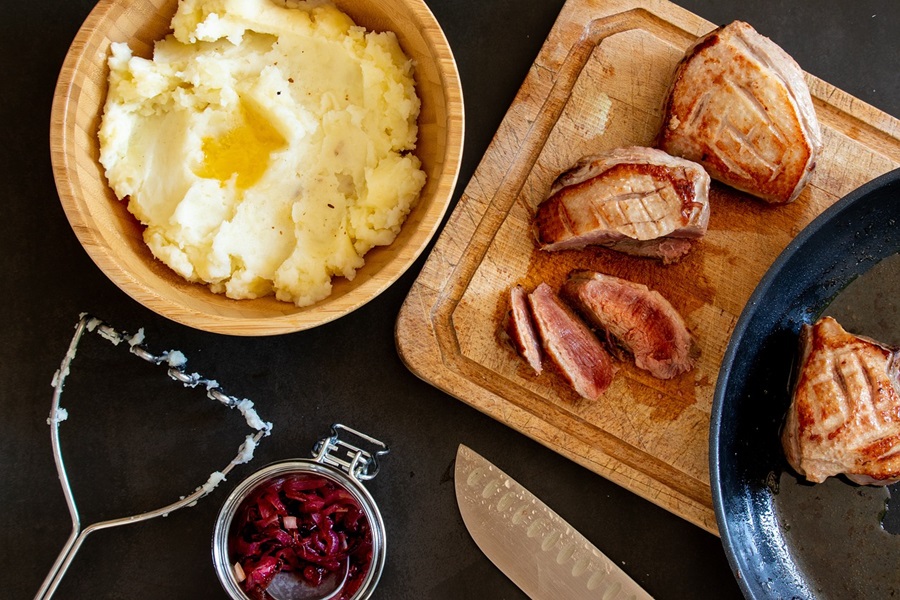 Dairy Free Instant Pot Mashed Potato Recipes a Small Bowl of Mashed Potatoes Next to a Cutting Board with Meat on it