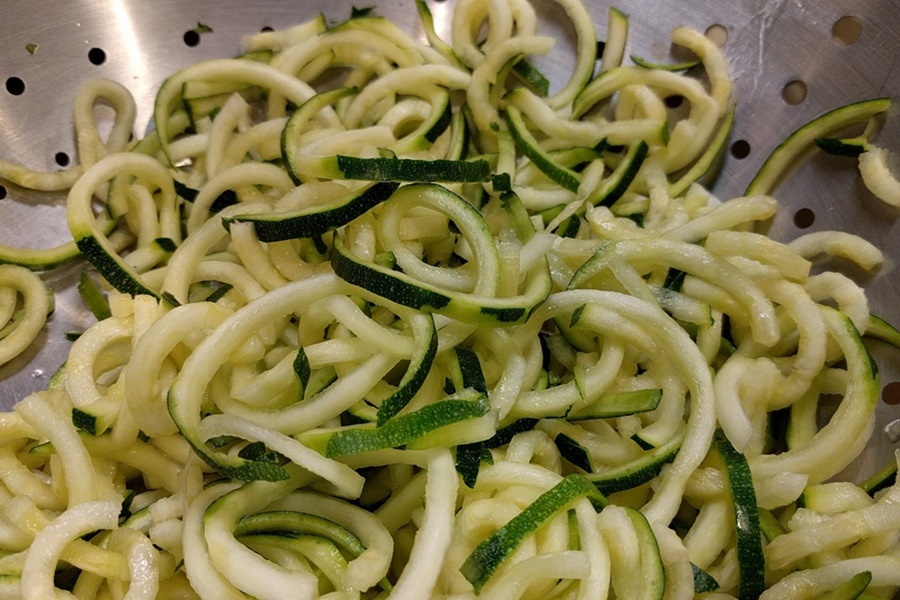 Keto vs Atkins Close Up of Zoodles in a Strainer