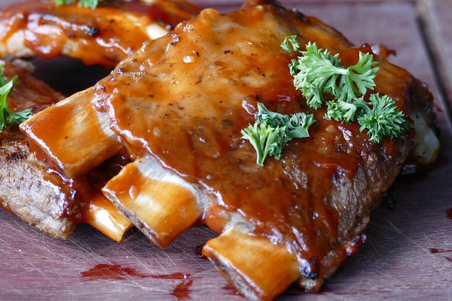 Slow Cooker BBQ Ribs Recipes Close Up of a Plate of BBQ Ribs