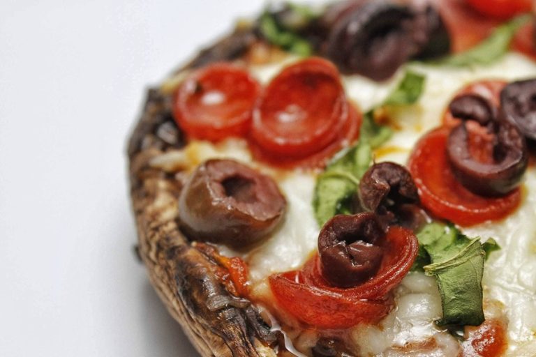 Easy Healthy Mushroom Pizza Recipe Close Up of a Portobello Mushroom Pizza with Pepperoni and Olives