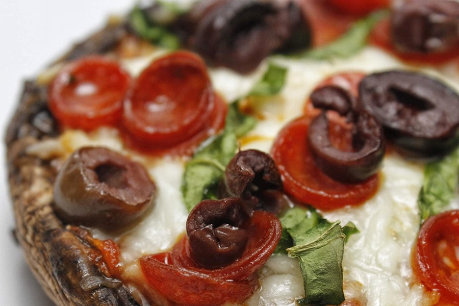 Easy Healthy Mushroom Pizza Recipe Extreme Close-Up of a Portobello Mushroom Pizza