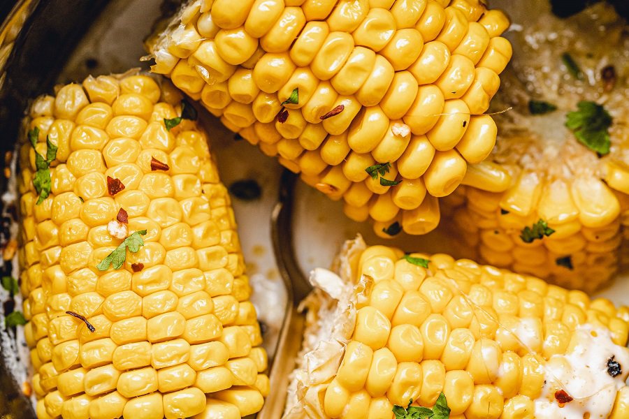 Slow Cooker Corn on the Cob with Coconut Milk Recipe Close Up of Corn on the Cobs