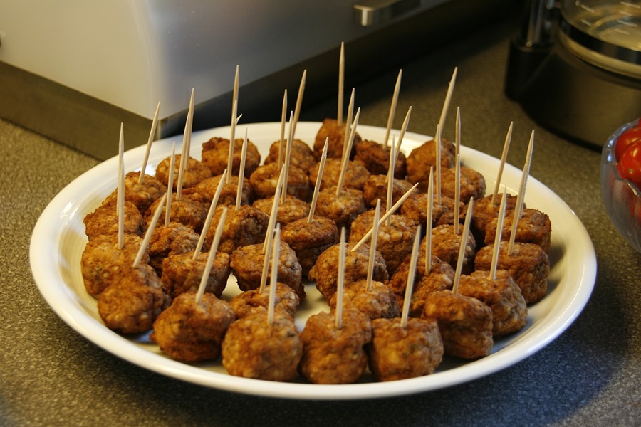 Low Carb Meatballs Recipe Ideas a Serving Tray of Meatballs with a Toothpick in Each Ball