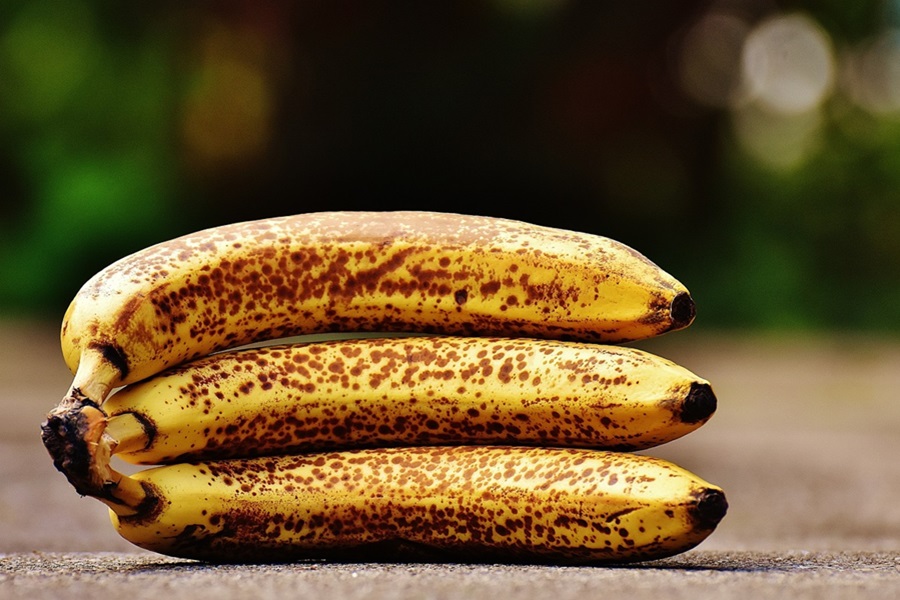 Best Gluten Free Dairy Free Banana Bread Recipes Close Up of Ripened Bananas