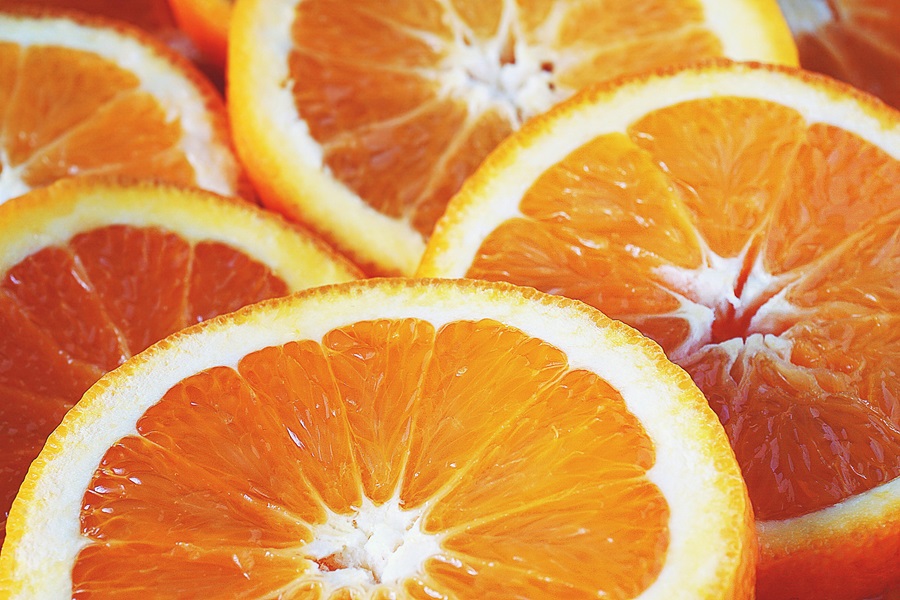 Jillian Michaels Bodyshred Meal Plan Close Up of Orange Slices