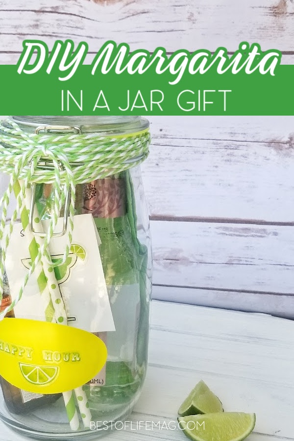Make this DIY margarita in a jar gift for your tequila-loving friends on any occasion! Margarita in a Jar How to | How to Make a Margarita in a Jar | Best Gift Ideas | Best DIY Gift Ideas | Easy DIY Gifts | DIY Gifts for Friends via @amybarseghian