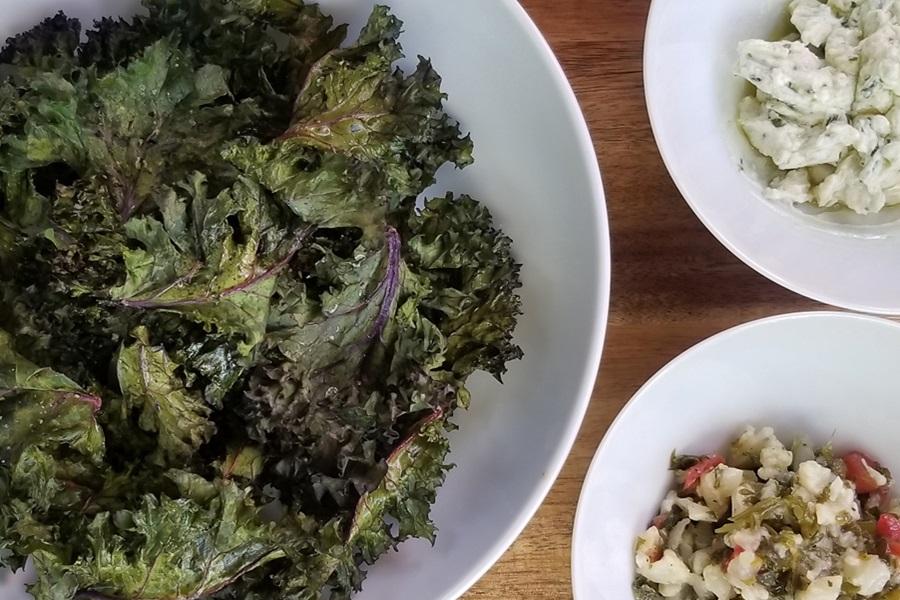 Easy Air Fryer Kale Chips Recipe a Bowl of Kale Chips