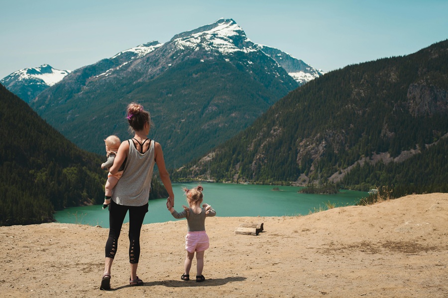 Healthy Mothers Day Breakfast Ideas a Mom and Her Two Children Next to a Lake with a Snow Capped Mountain in the Background