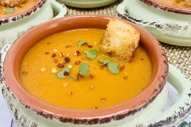 Easy Red Pepper Tomato Soup Close Up of Four Bowls of Soup