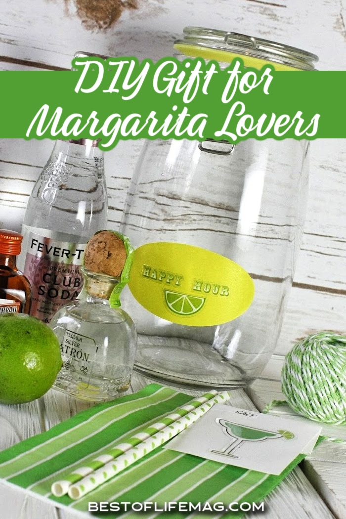 Make this DIY margarita in a jar gift for your tequila-loving friends on any occasion! via @amybarseghian