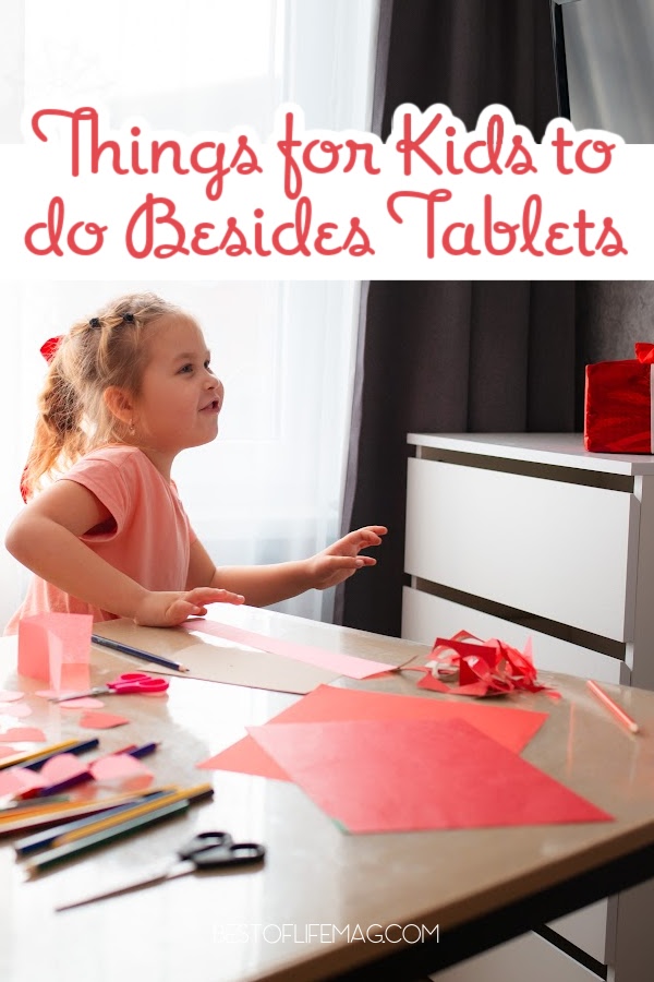 A printable checklist is perfect for summer break. Activities for kids before electronics is a great way to keep kids off the screens and out enjoying life. via @amybarseghian