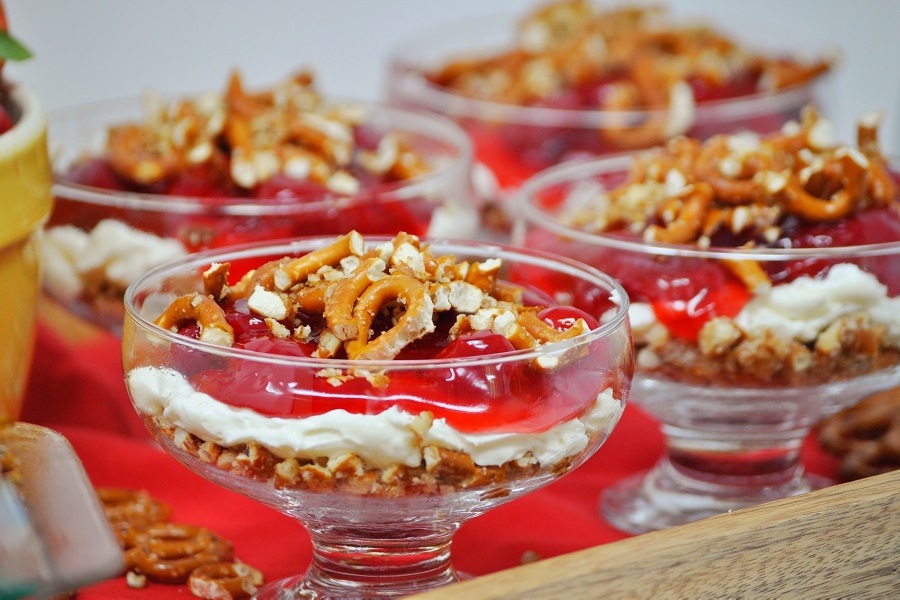Patriotic Dessert Recipes Small Dessert Glasses with Strawberry Pretzel Dessert Recipe