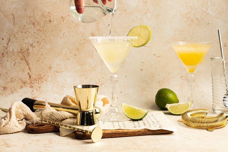Low Carb Skinny Margarita Recipes Patron Skinny Margarita Being Poured into a Cocktail Glass