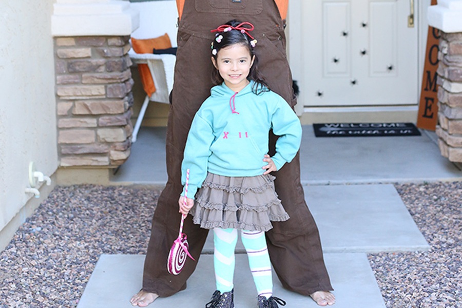DIY Halloween Costumes For Kids a Little Girl Dressed as Von Sweets from Wreck it Ralph
