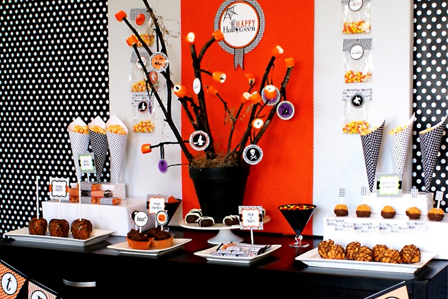 You&rsquo;ve Been BOOed a Party Dessert Table with Boo Printables Used as Decor Around the Treats